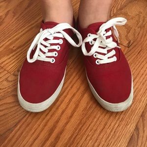 Cute Maroon casual shoes